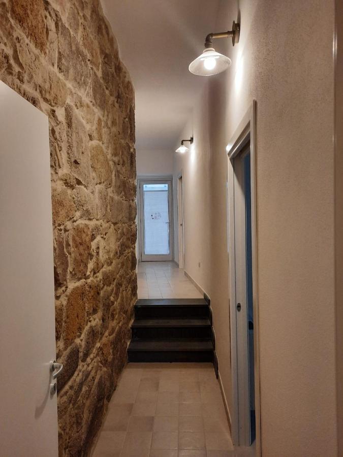 Appartamento Su Palazzina Storica In Centro A SantʼAntìoco Eksteriør bilde