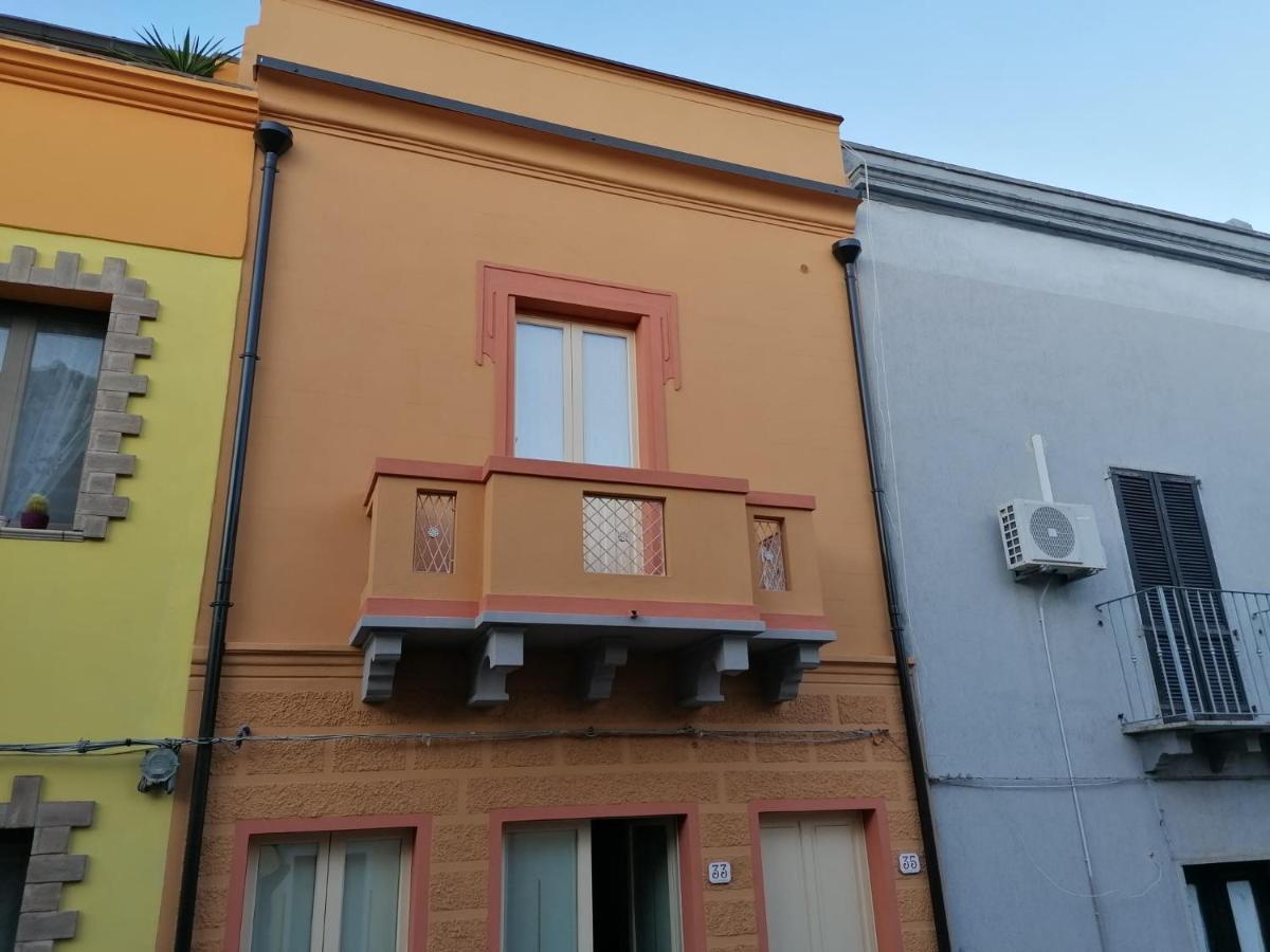 Appartamento Su Palazzina Storica In Centro A SantʼAntìoco Eksteriør bilde