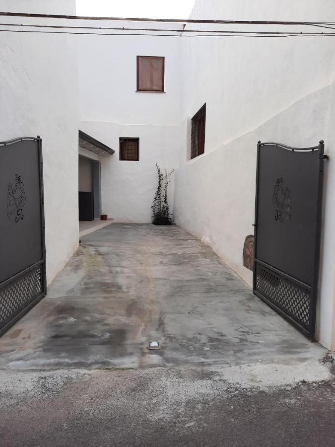 Appartamento Su Palazzina Storica In Centro A SantʼAntìoco Eksteriør bilde